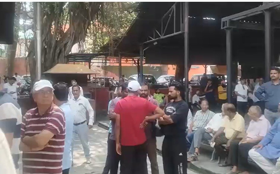 लक्खीबाग श्मशान घाट पर हुआ अमर सिंह मेहता का अंतिम संस्कार, कांग्रेस नेताओं ने दी श्रद्धांजलि