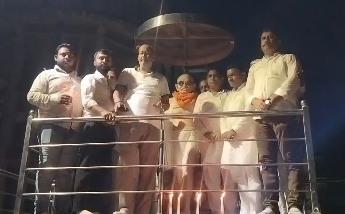 रुड़की में कांग्रेस का कैंडल मार्च, परीक्षा लीक मामले पर छात्रों के समर्थन में उठाई बुलंद आवाज