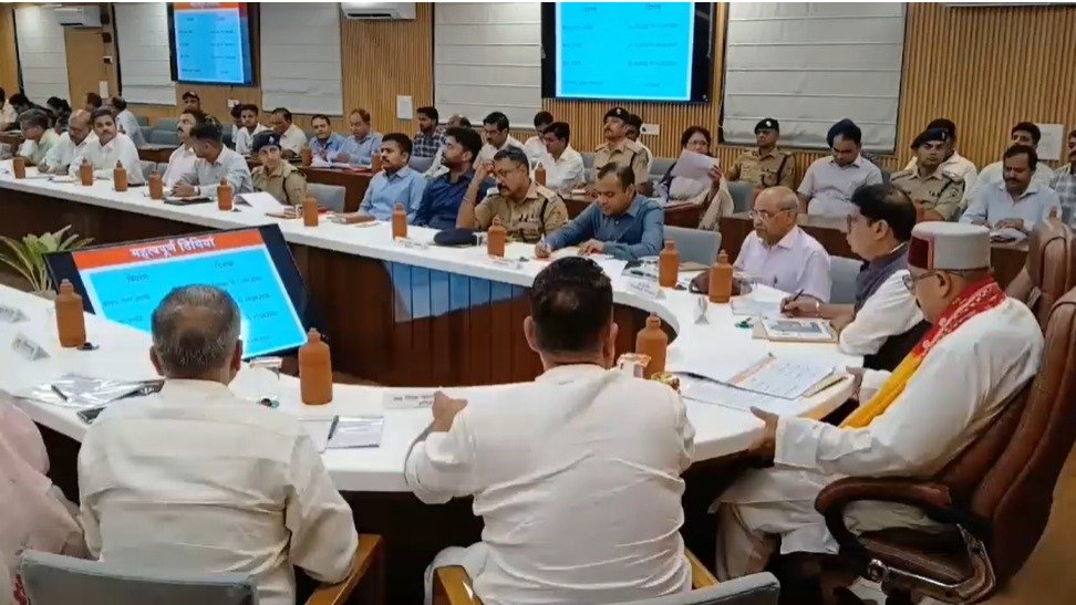 हरिद्वार में कांवड़ मेले को लेकर तैयारियों की समीक्षा, श्रद्धालुओं की सुविधाओं पर रहेगा विशेष फोकस