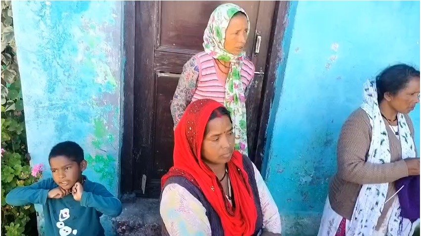 ग्वालदम में आपदा का खतरा बरकरार, प्रशासनिक हस्तक्षेप की मांग तेज